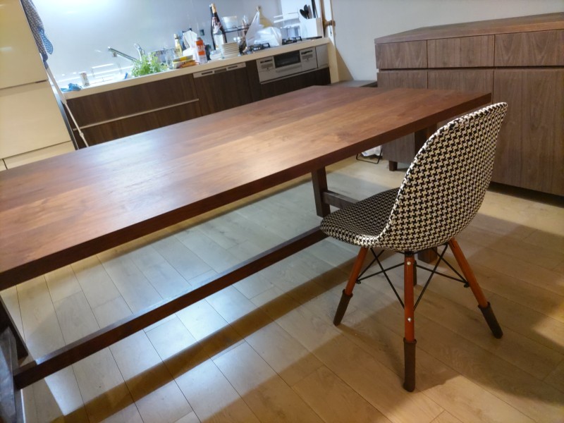 ダイニングテーブル製作実績｜大阪オーダー家具製作の《宮﨑製作所》mobelhandler